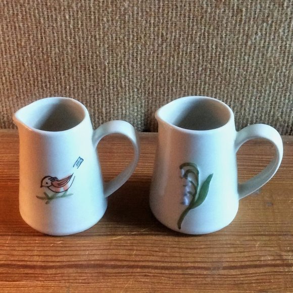 Pair of Stoneware Creamers Little Birdie & Bluebell Flower Country Kitchen Decor - Picture 2 of 7